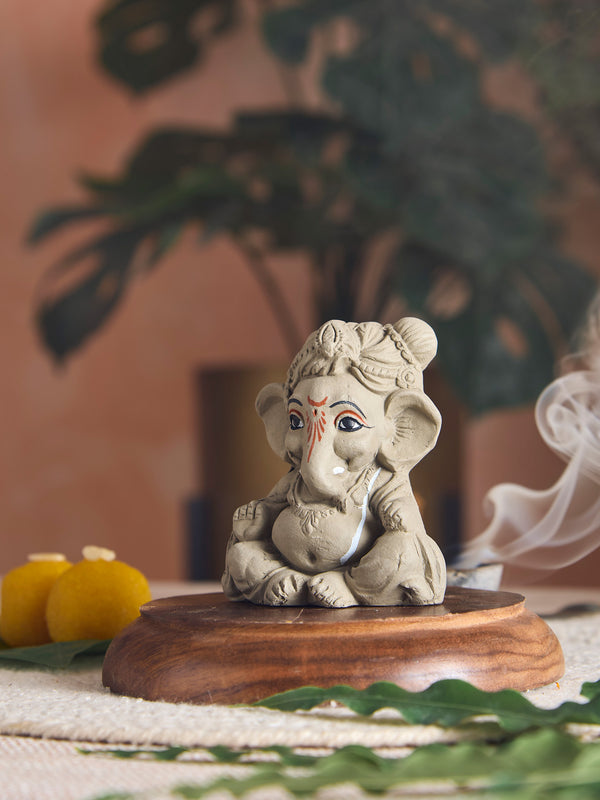 Sumukha: One with a Beautiful and Auspicious Face | Plantable Clay Ganesha | 3.7 inches